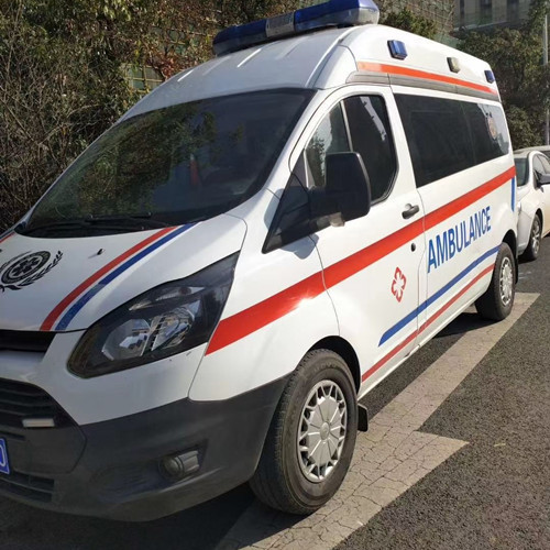 辛集品质救护车出租，为您的健康出行负责